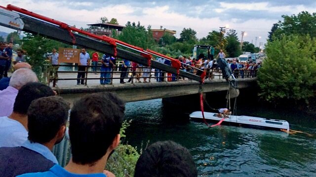 Son Dakika Osmaniye De Ogrenci Otobusu Devrildi 14 Olu 23 Yarali