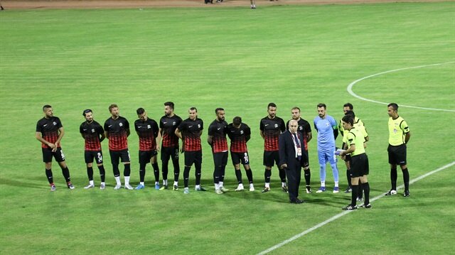 Kayseri Erciyesspor sahaya çıkmayınca maç oynanamadı