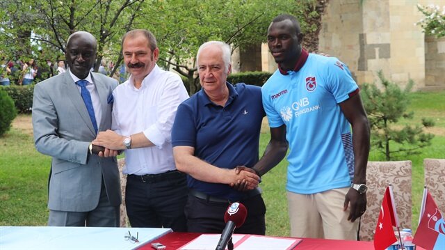 Zargo Toure ve Hayrettin Hacısalihoğlu