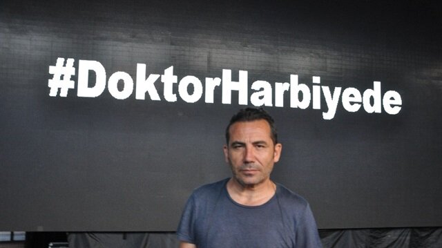 Ünlü sanatçı &quot;doktorlar harbiyede&quot; etiketiyle sosyal medyada destek topladı