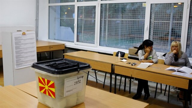 Makedonya ve Yunanistan arasındaki isim sorununu çözmek üzere yapılan referanduma Makedonya halkı yeterli katılımı göstermedi.