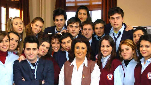 Perran Kutman, Hayat Bilgisi dizisinin setinde