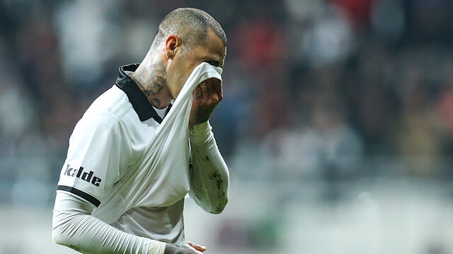 Ricardo Quaresma, Sivasspor karşısında alınan mağlubiyetin ardından büyük üzüntü yaşıyor.