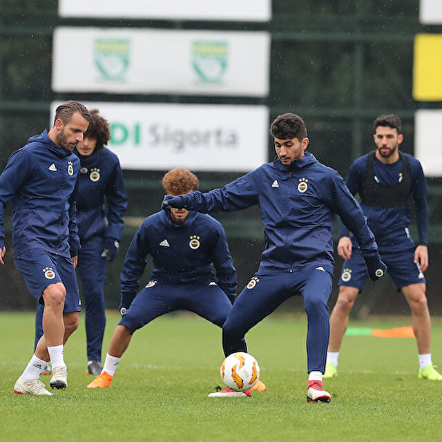 Fenerbahce Avrupa Da 228 Randevuda