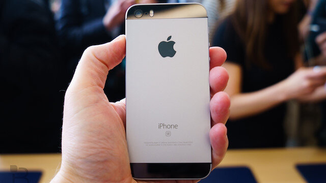 iPhone SE