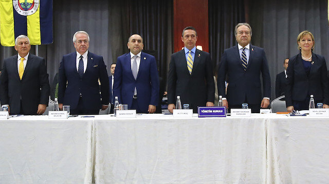 Fenerbahçe Kulübü Yüksek Divan Kurulu Toplantısı'dan bir kare.
