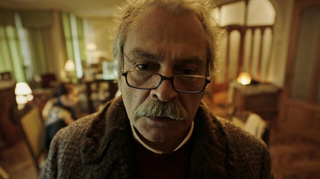 Haluk Bilginer. 