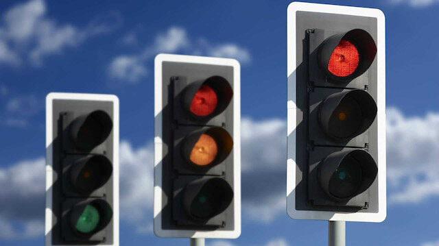 Sinop'ta çok sık trafik kazası olan kritik kavşaklara 20 adet trafik lambası takıldı