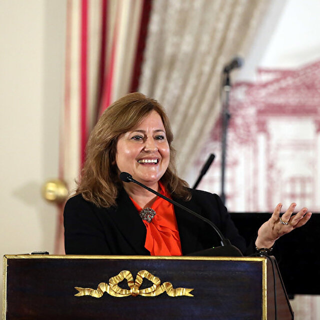 Bezmialem Valide Sultan Devlet Ana Rolunu Ustlenmisti