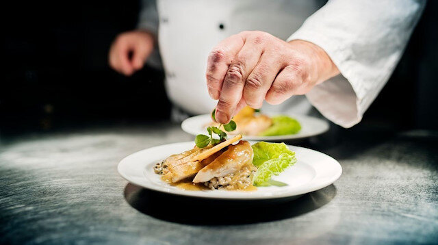 Fransız mutfağının Orta Çağ’a dek uzanan macerasının kapılarını aralamaya ne dersiniz?