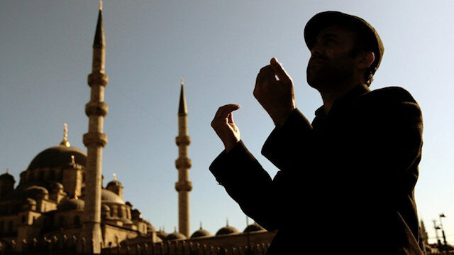 İman sahibi, kendine istediğini din kardeşine de istemedikçe olgunlaşamaz.