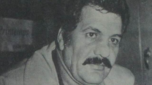 Taş kalpli “kötü adam” rollerinin yufka yürekli, iyi kalpli ustasıdır Erol Taş. Zaman zaman iyi adam rollerinde oynasa da akıllarda kötü adam olarak yer etti.