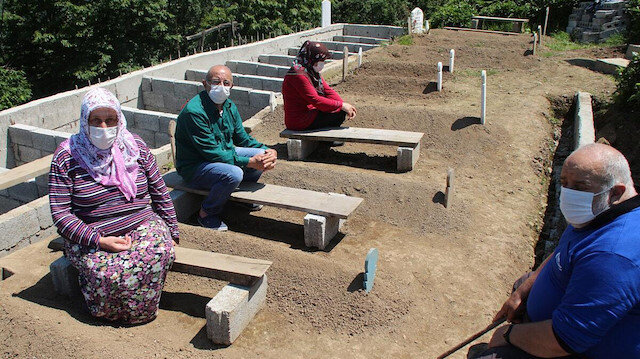 Rize'de yaşayan Genç aileden 9 kişi COVID-19 nedeniyle yaşamını yitirdi