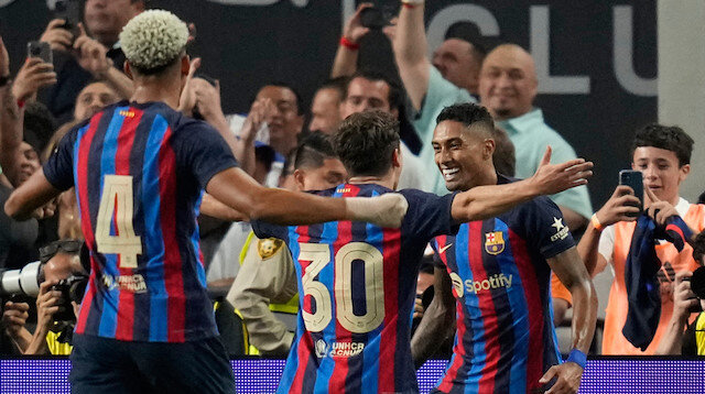 Barcelona, hazırlık maçında Real Madrid ile karşılaştı.