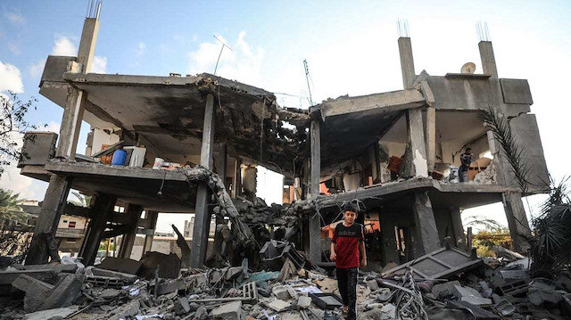Gazze'deki Filistin Çalışma ve İskan Bakan Yardımcısı Naci Serhan, İsrail ablukası altındaki Gazze Şeridi'nde yaklaşık 120 bin konut açığı olduğunu söyledi.