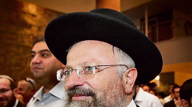 Shmuel Eliyahu, Ben Gvir'in Partisi'nden Miras Bakanı Amichai Eliyahu'nun babası ve 1983'ten 1993'e kadar Sefarad Hahambaşı olarak görev yapan ve hayatını kaybeden Haham Mordechai Eliyahu'nun oğlu. 