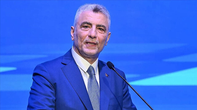 Ticaret Bakanı Ömer Bolat'tan &quot;Boykot&quot; açıklaması. Bakan Bolat &quot;Boykot çağrısı yapanlara karşı ticaretinde maddi kaybı olan tazminat davası açabilir&quot; dedi.
