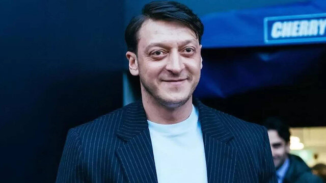 Mesut Özil