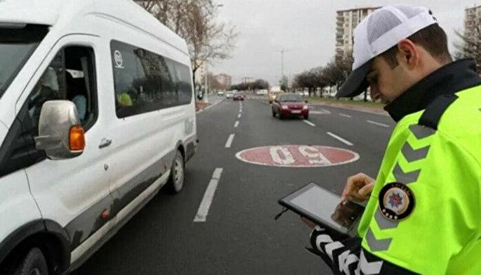 Trafik Ceza Puanları Nereden Bakılır? El Konulan Ehliyet Geri Nasıl ...