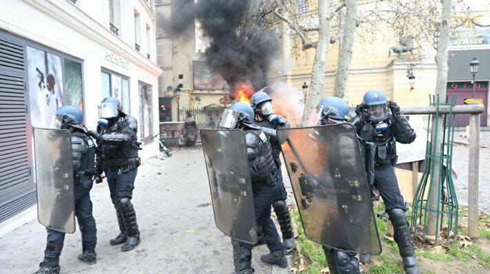 <p>Des policiers pris pour cible par des partisans du PKK @ AGENCE ANADOLU</p>