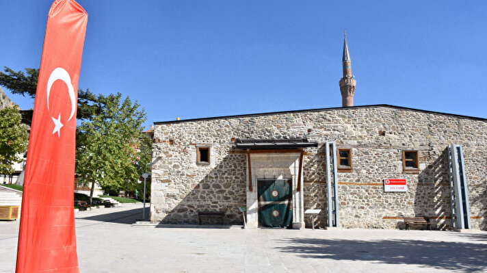 <p>"مسجد سيفري حصار".. أيقونة تركية على لائحة التراث العالمي</p><p><br></p>