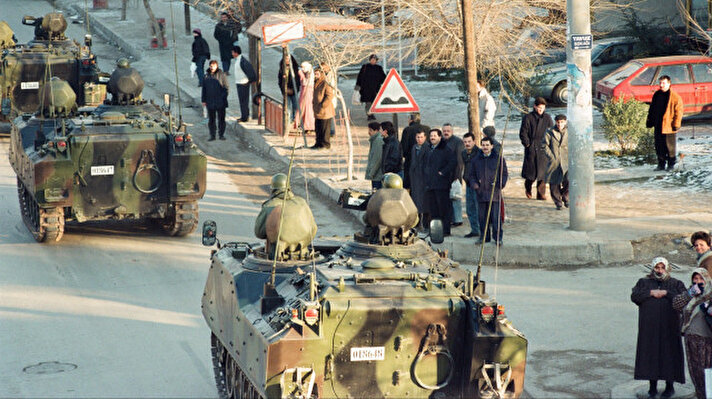 <p>Etimesgut Zırhlı Birlikler Okuluna ait tanklar 4 Şubat 1997'de Sincan'da motorlu yürüyüş yaparak Akıncı Üssü'ne gitmişti.</p>
