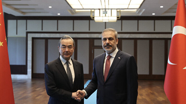 <p>Turkish Foreign Minister, Hakan Fidan welcomes his Chinese counterpart and Director of the Office of the Central Foreign Affairs Commission, Vang Yi in Ankara,&nbsp;Turkiye</p>