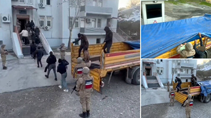 <p>İl Jandarma Komutanlığı ekipleri, Bitlis- Diyarbakır kara yolundaki Tanrıyar Karakolu uygulama noktasında, şüphe üzerine bir TIR'ı durdurup arama yaptı.&nbsp;&nbsp;</p>