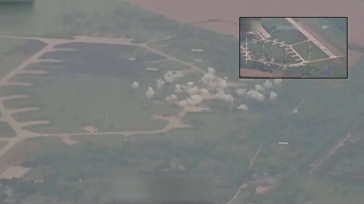 <p>Rus ordusu, saldırısı sonucunda 5 adet Su-27 avcı uçağını imha edildiğini belirtti.</p>