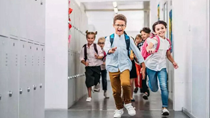 <p>Öğrenciler ve veliler için merak konusu olan 2024-2025 eğitim öğretim yılı tatilleri belli oldu</p>