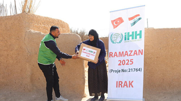 <p>وصلت مساعدات هيئة الإغاثة الإنسانية التركية İHH إلى 3 ملايين و100 ألف شخص في 67 بلدًا خلال شهر رمضان المنصرم.</p><p><br></p><p><br></p>