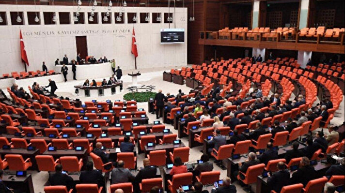 <p>32 maddelik yeni torba yasada neler var?</p>