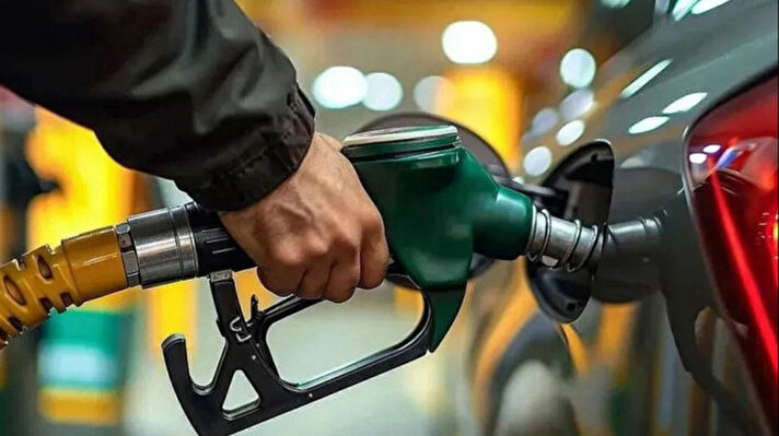 <p>Benzin, motorin ve LPG'ye zam, indirim var mı?</p>