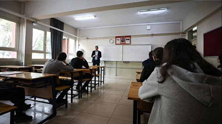<p>15 bin sözleşmeli öğretmen ataması sözlü sınav tarihi ve sınav giriş belgesi sorgulama ekranı.</p>