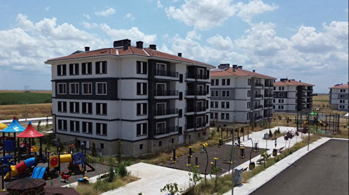 <p>Kahramanmaraş Çağlayan Cerit İlçesi Fatih Mahallesi 2. Etap TOKİ konut belirleme kurası</p>