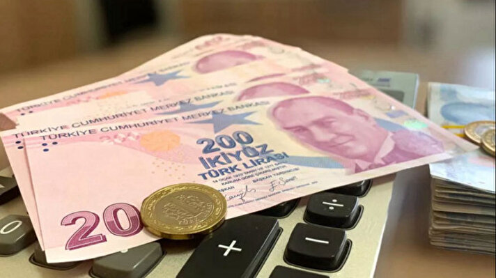 <p>Kamu işçisi toplu sözleşme zammında son durum.</p>