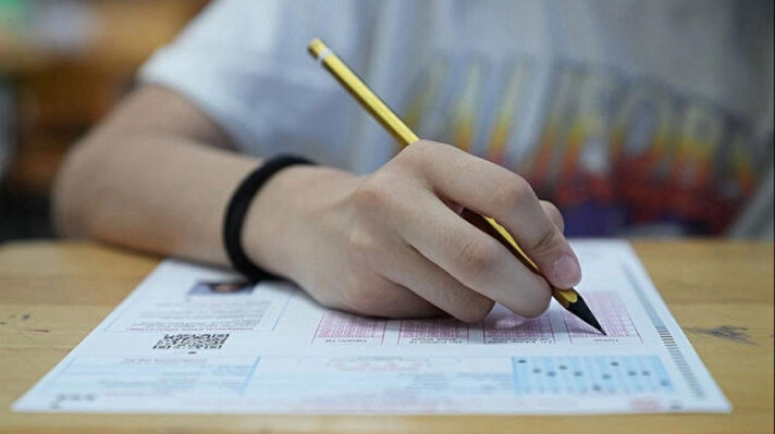 <p>Güzel Sanatlar ve Spor Lisesi kayıtları</p>
