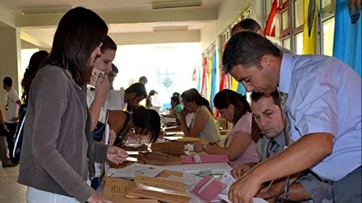 <p>Üniversite kayıt belgeleri neler?</p>