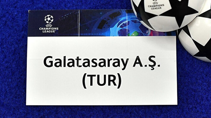 <p>Şampiyonlar Ligi'nde lig aşamasında ülkemizi Galatasaray temsil edecek. Sarı Kırmızılılara ek olarak Fenerbahçe'nin de Benfica maçının rövanşını kazanması gerekiyor. Sarı Lacivertliler bu maçı kazanması halinde Şampiyonlar Ligi'ne iki takımla katılmış olacağız.</p>