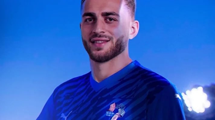 <p>Galatasaray'ın yıldızı Barış Alper Yılmaz, Suudi Arabistan kulübü NEOM'dan aldığı teklifi değerlendirmek istiyor. Bu sebeple Galatasaray'dan anlayış talep eden oyuncu kendisi hakkındaki sürecin sonuçlanmasını bekliyor.</p>