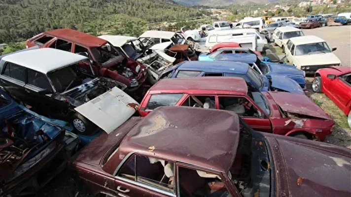 <p>Hurda teşviki yasası ÖTV indirimi Meclis'ten geçti mi?&nbsp;20 yaş üstü araçlar için hurda yasası ne zaman yasalaşacak son durum nedir?</p>