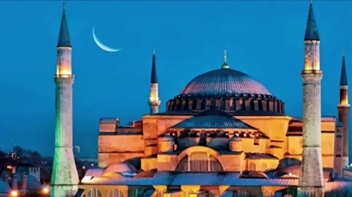 <p><strong><em><u>Akşam ezanı kaçta okunacak?</u></em></strong></p>