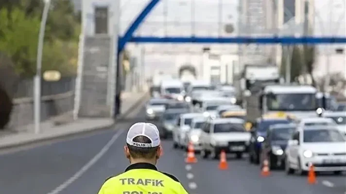 <p>Trafiğe Kapalı Yollar</p>