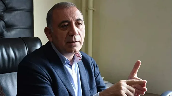 <p>Gürsel Tekin CHP İstanbul il binasına girdi mi?</p>