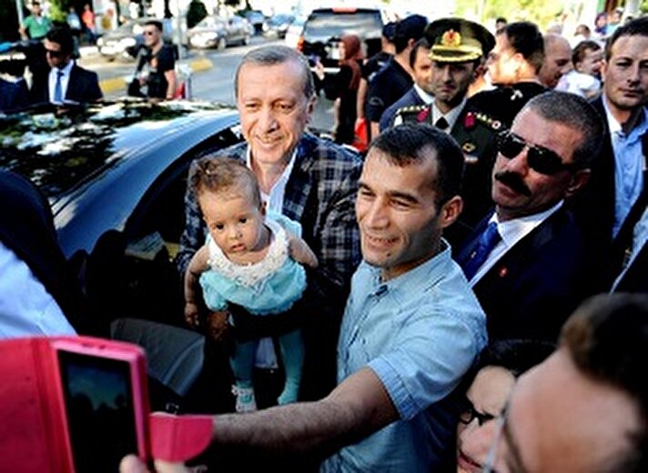 أردوغان يتبادل التهاني مع المواطنين بمناسبة عيد ال