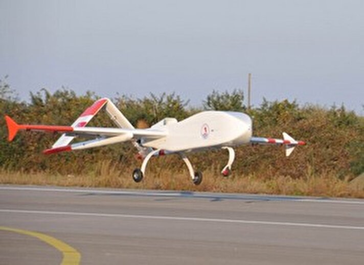 Türkiye’de üniversiteler arasında en büyük insansız hava aracını yapan Samsun Ondokuz Mayıs Üniversitesi, insanlı uçak üzerinde çalışıyor.
