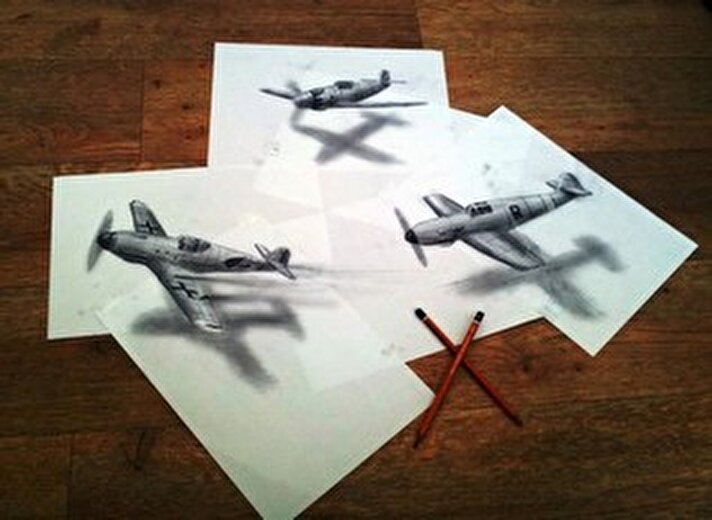 Hollandalı sanatçı Ramon Bruin kağıtlar üzerine 3D karakalem çizimleri yapıyor.