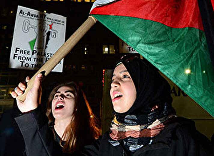 İsrail'in Gazze'ye saldırısının ardından, bütün dünyada İsrail karşıtı gösteriler düzenleniyor. 