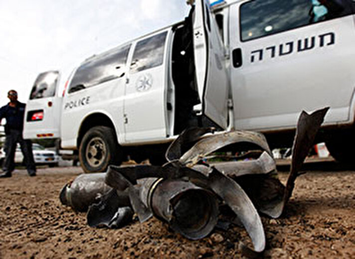  Filistinli grupların ateşlediği roketlerden biri|  Ashdod İsrail