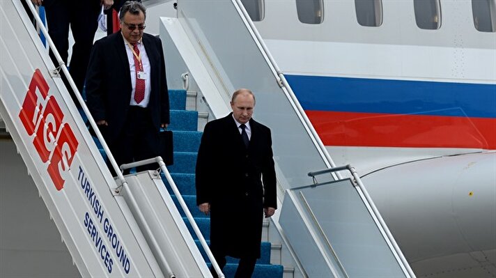 Rusya Devlet Başkanı Vladimir Putin, Türkiye-Rusya Üst Düzey İşbirliği Konseyinin 5. Toplantısı'na katılmak için Türkiye'ye geldi.